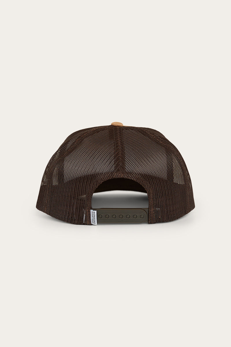 Dalby Flat Brim Trucker Cap - Sand